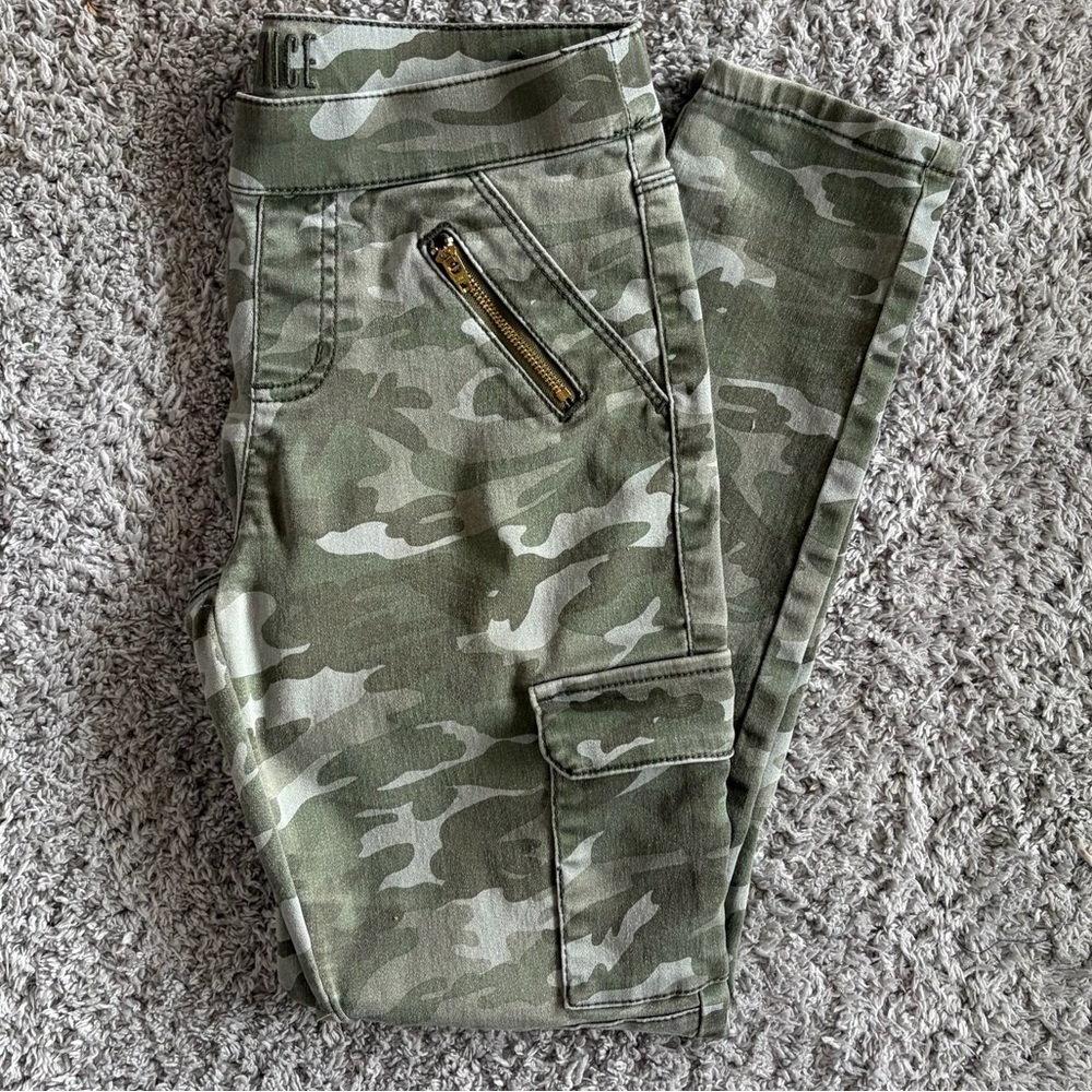 Justice•Girls Camo Cargo Jeggings | Size 12